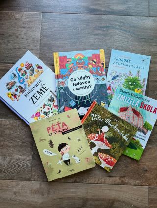 📖 Knižní novinky 📖 Pojďte si s námi prolistovat knížečky, které nás i vás poslední dobou zaujali nejvíc. S blížícím se...